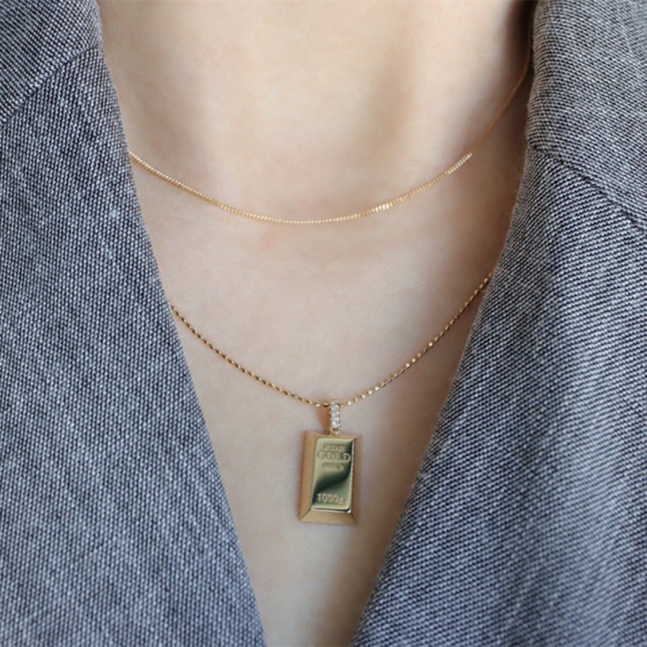 Au750 Gold Gold Bar Natural Diamond Pendant Necklace Kelly's Special Delivery