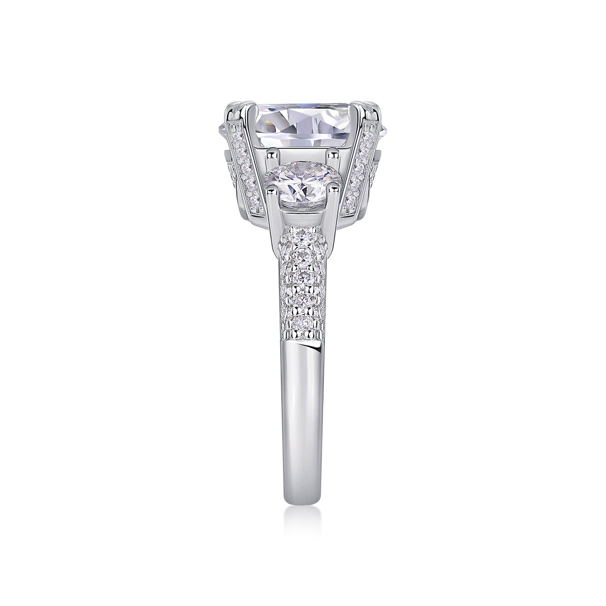 1Dazzling Stars - A Fashionable  5-carat Moissan Diamond S925 Sterling Silver And Platinum-plated Diamond Ring