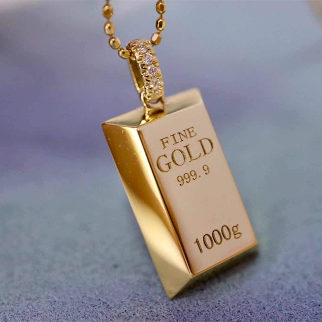 Au750 Gold Gold Bar Natural Diamond Pendant Necklace Kelly's Special Delivery